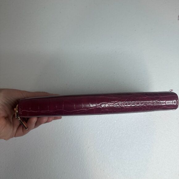 Ellen Tracy Croc-Embossed Zip-Around Wallet – Burgundy/Wine, Gold Hardware - Picture 4 of 4